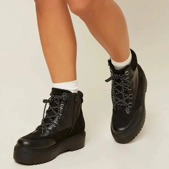 Platform boots - Picture 2 of 2